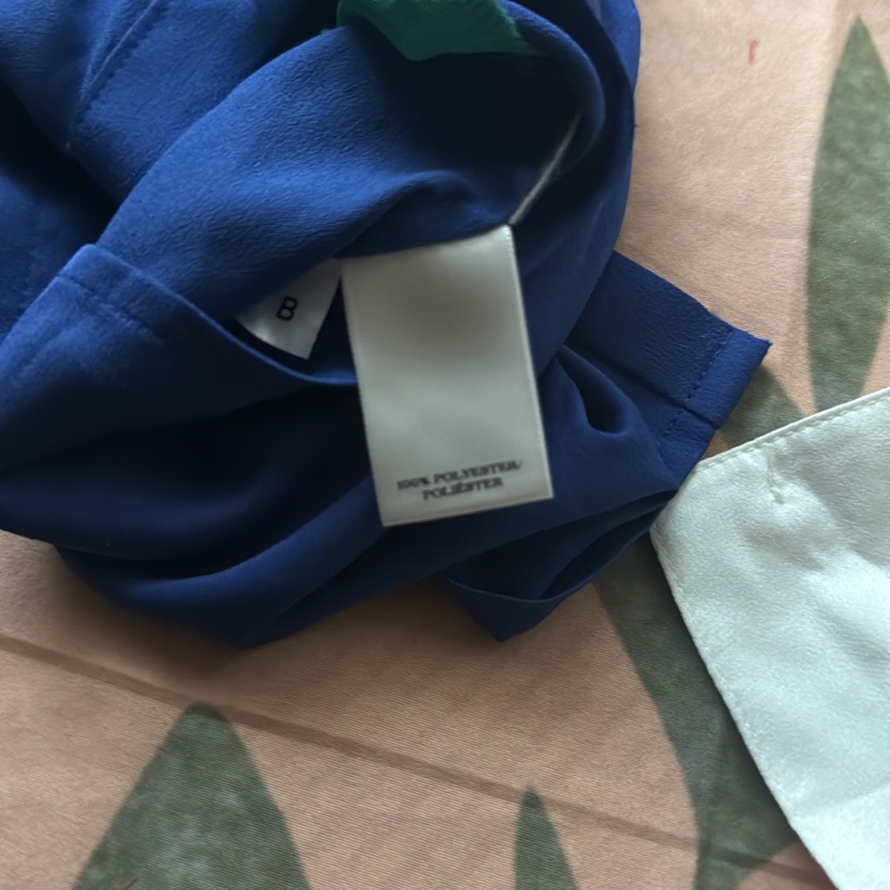 ✨Ann Taylor Color Block Green Blue White Button Down - Picture 8 of 8